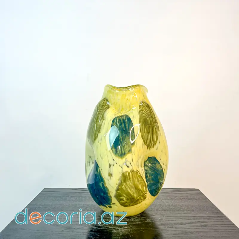 Vintage Üslubda Vaza