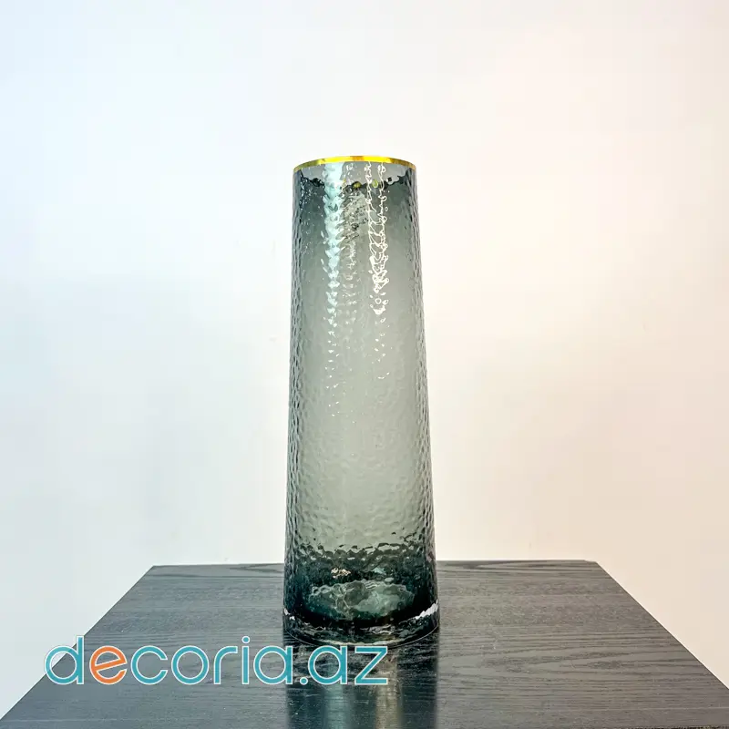 Qızılı Detallı Şüşə Güldan