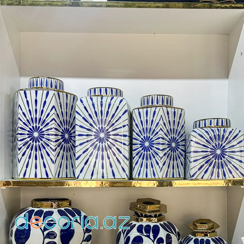 Ağ -Mavi Desenli Dekor Vaza