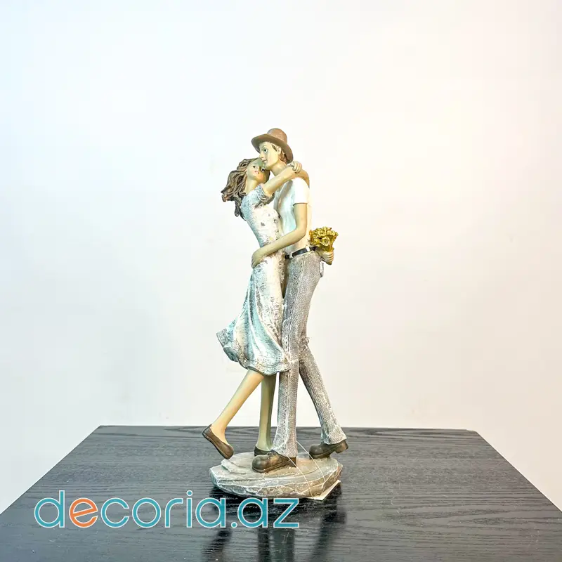 Klassik Sevgi Heykəli