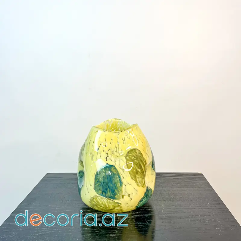 Vintage Üslubda Vaza