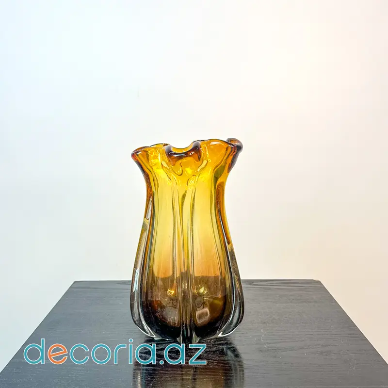 Kəhrəba Rəngli Dekorativ Şüşə Güldan