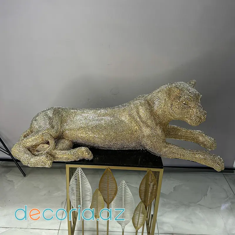 Qızılı Rəng Ötüklü Leopar Heykəlciyi