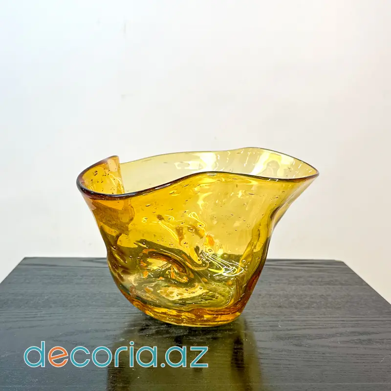 Bədii Şüşə Vaza