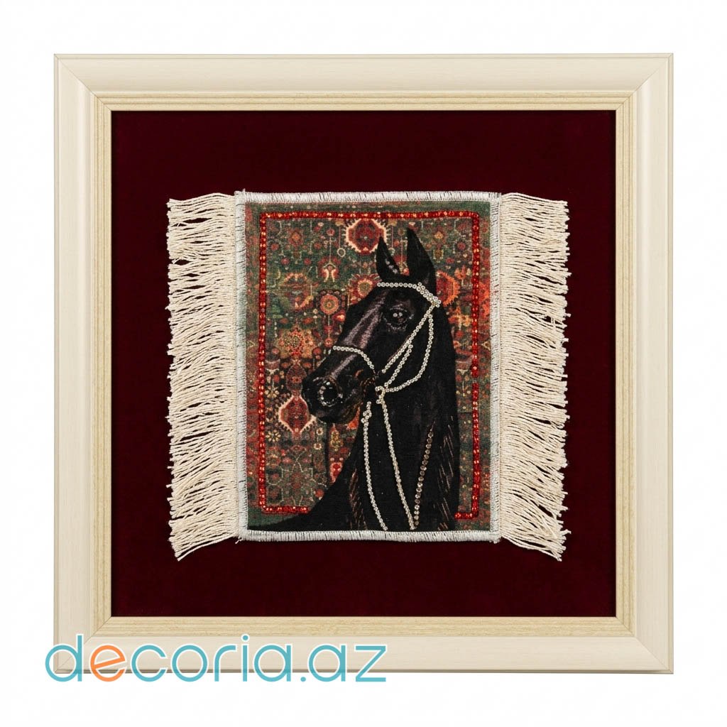 Qara At Təsvirli Miniatür Xalça Tablosu